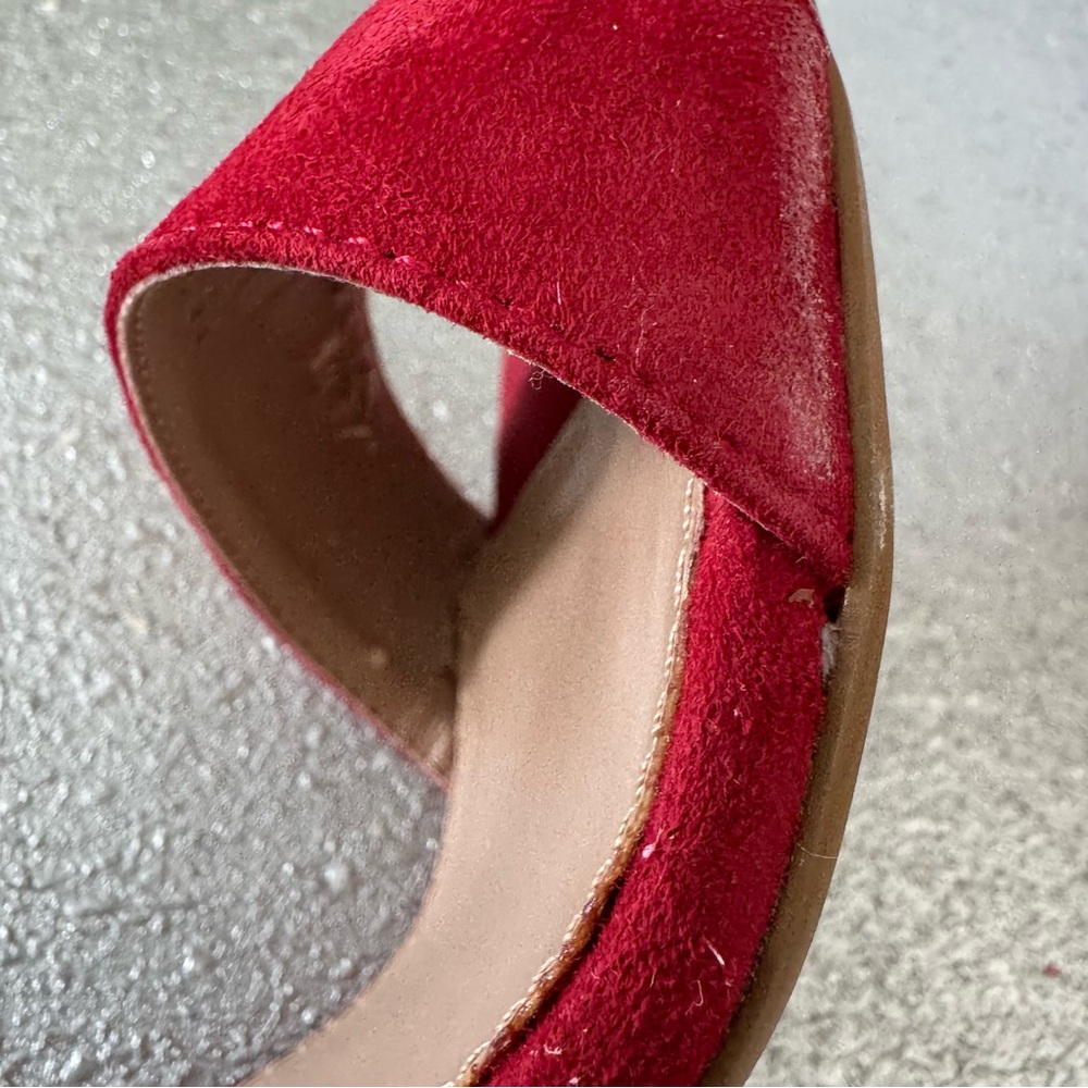 Steve Madden Bold Red Heeled Sandals - Picture 7 of 8